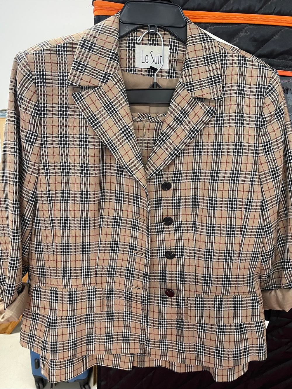 Le Suit Beige and Black Plaid Blazer Jacket